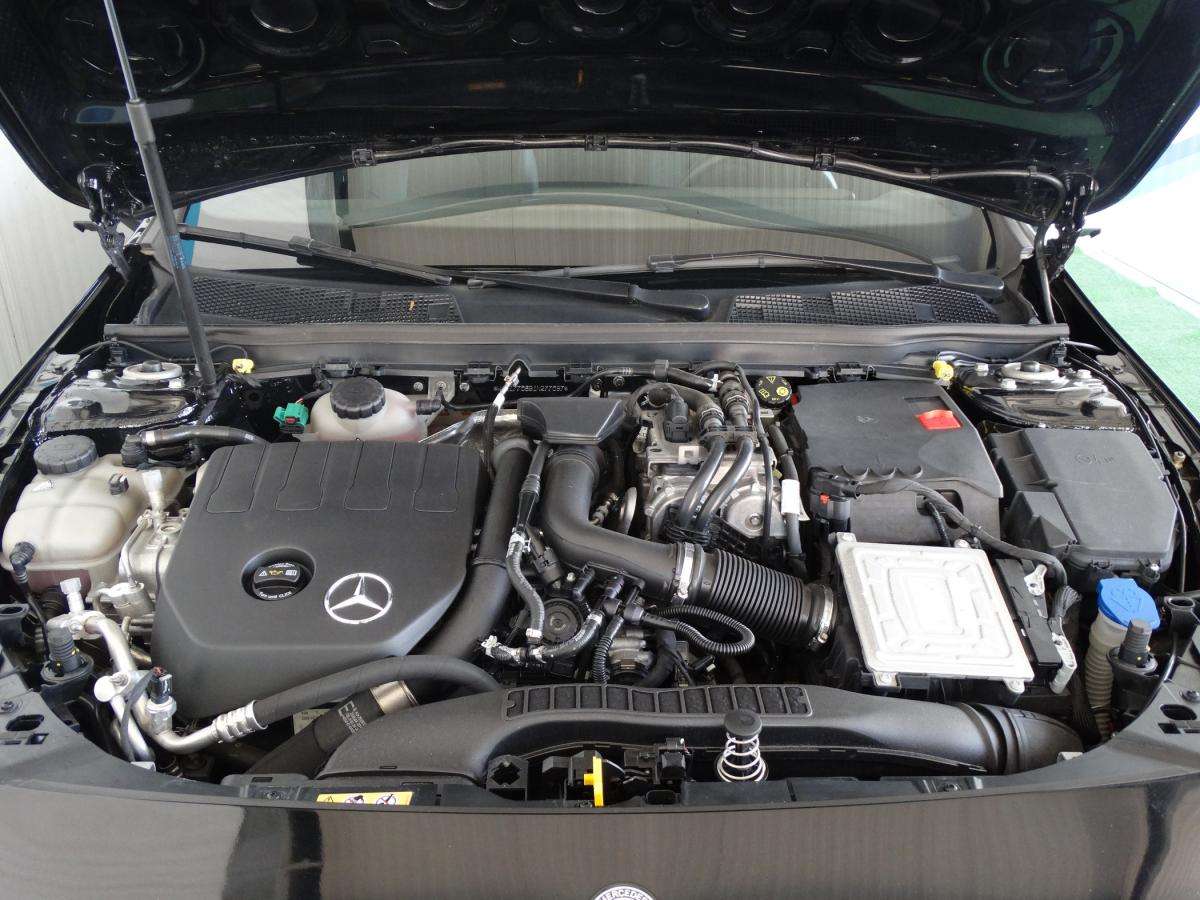 mercedes-benz-classe-a-2022-hibrido-a-gasolina-1332cc