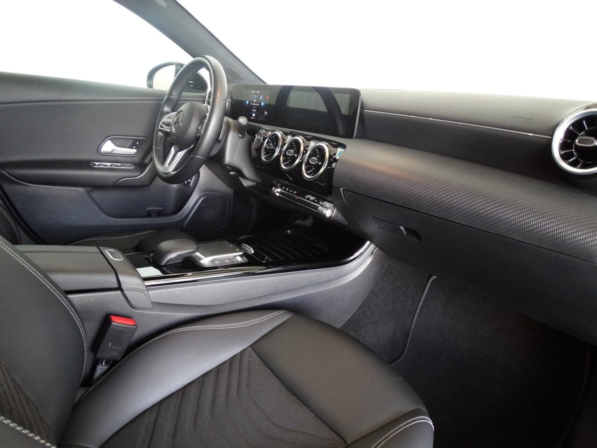 mercedes-benz-classe-a-2022-hibrido-a-gasolina-1332cc