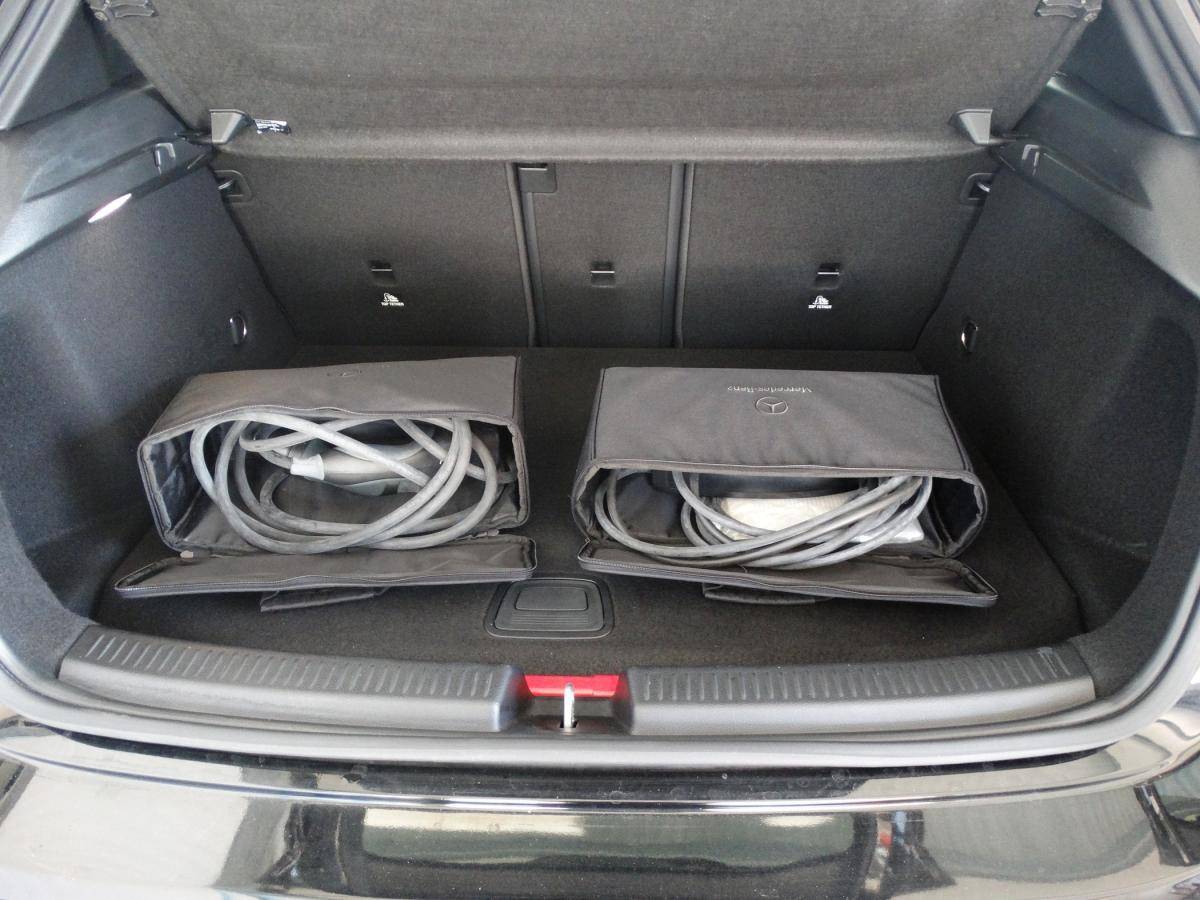 mercedes-benz-classe-a-2022-hibrido-a-gasolina-1332cc