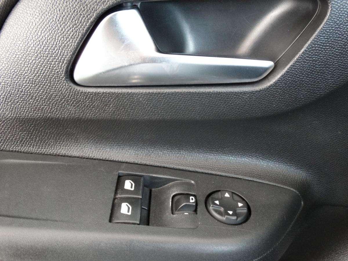 opel-corsa-2019-diesel-1499cc