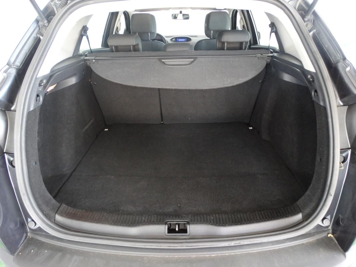 renault-megane-sport-tourer-2014-diesel-1461cc