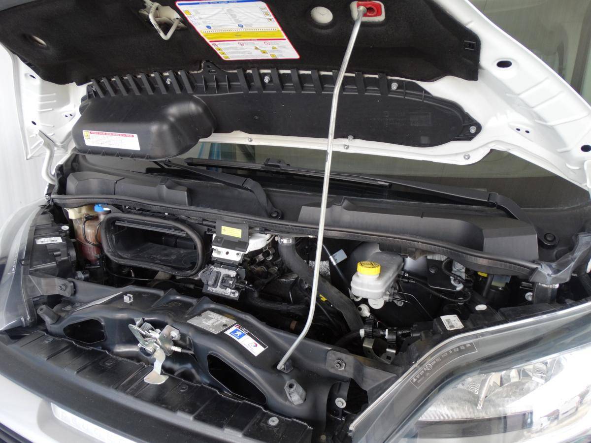 peugeot-boxer-2021-diesel-2179cc