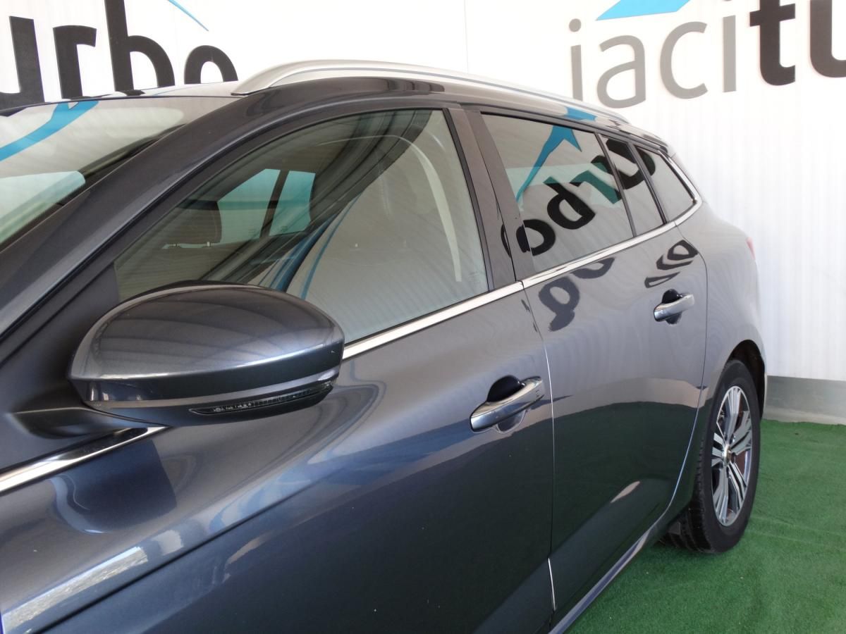 renault-megane-sport-tourer-2021-diesel-1461cc