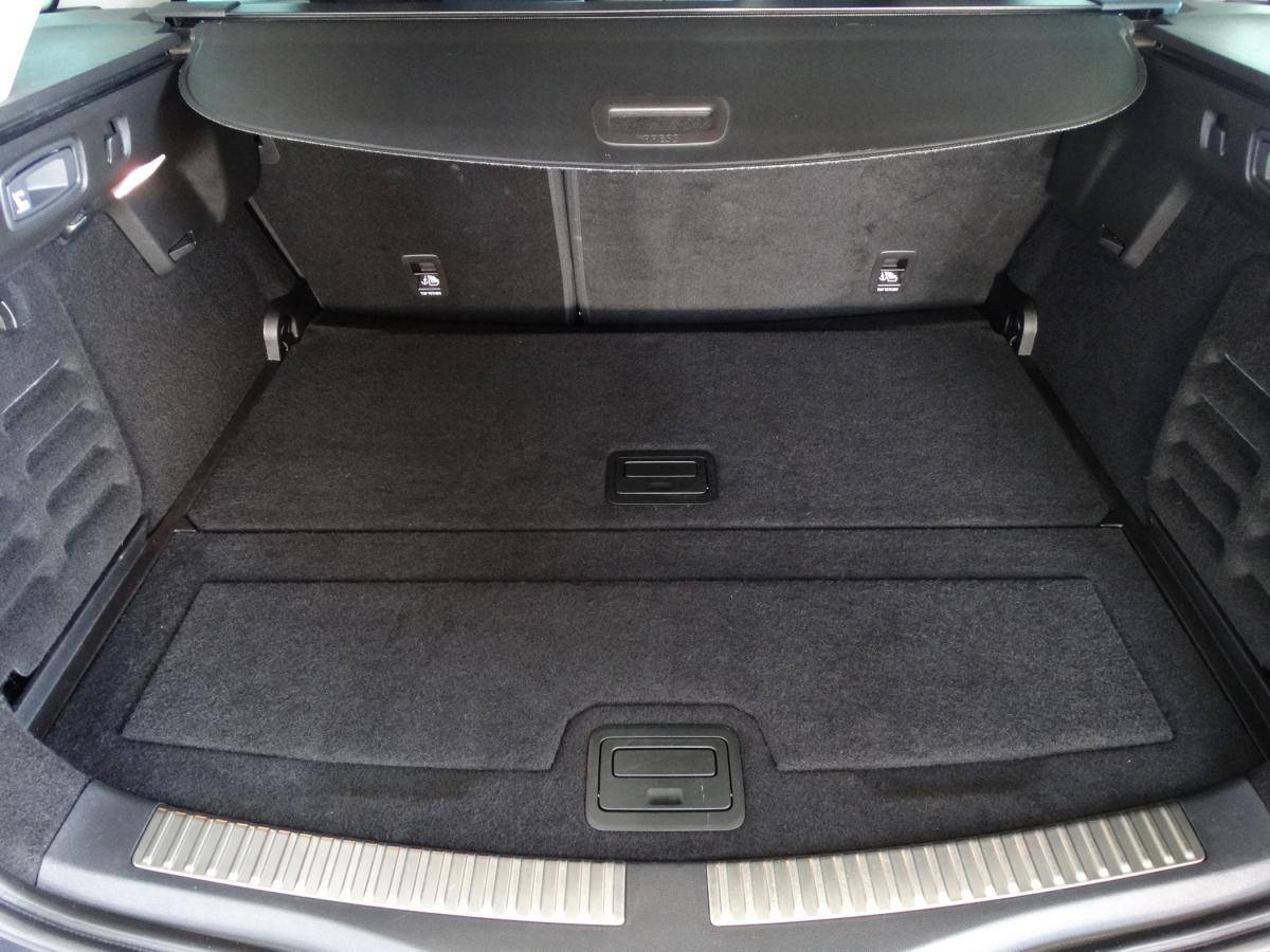 renault-megane-sport-tourer-2021-diesel-1461cc