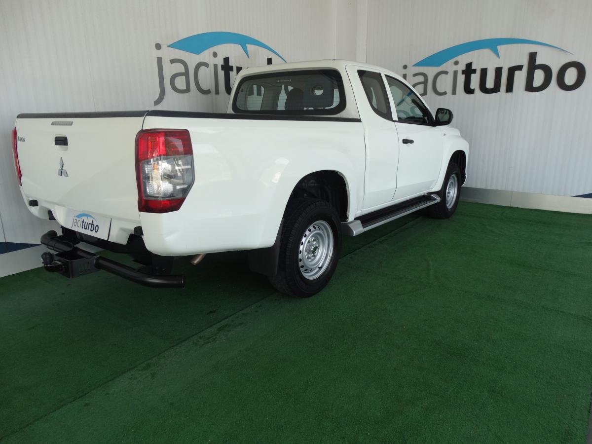 mitsubishi-l200-2022-diesel-2268cc