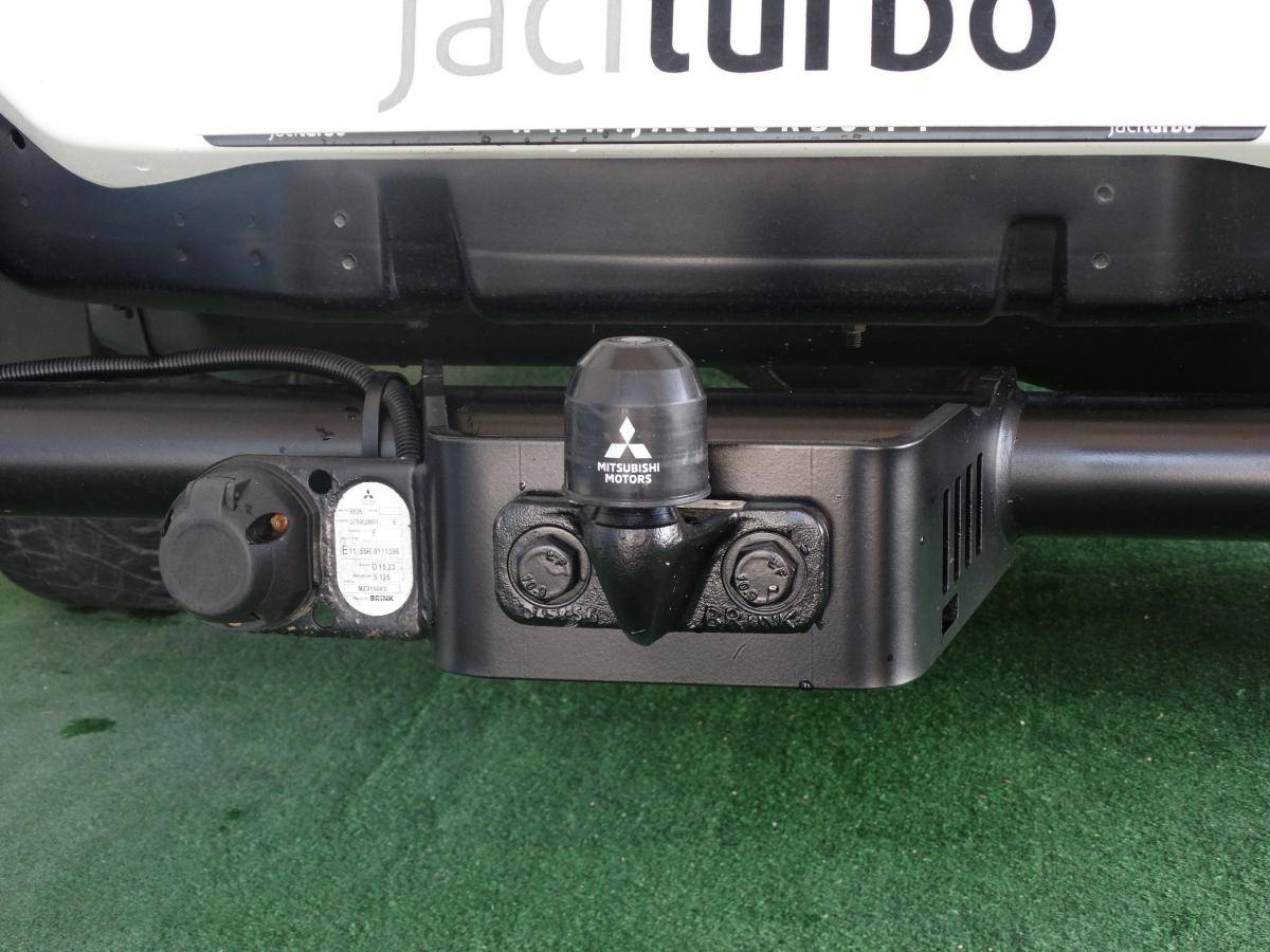mitsubishi-l200-2022-diesel-2268cc