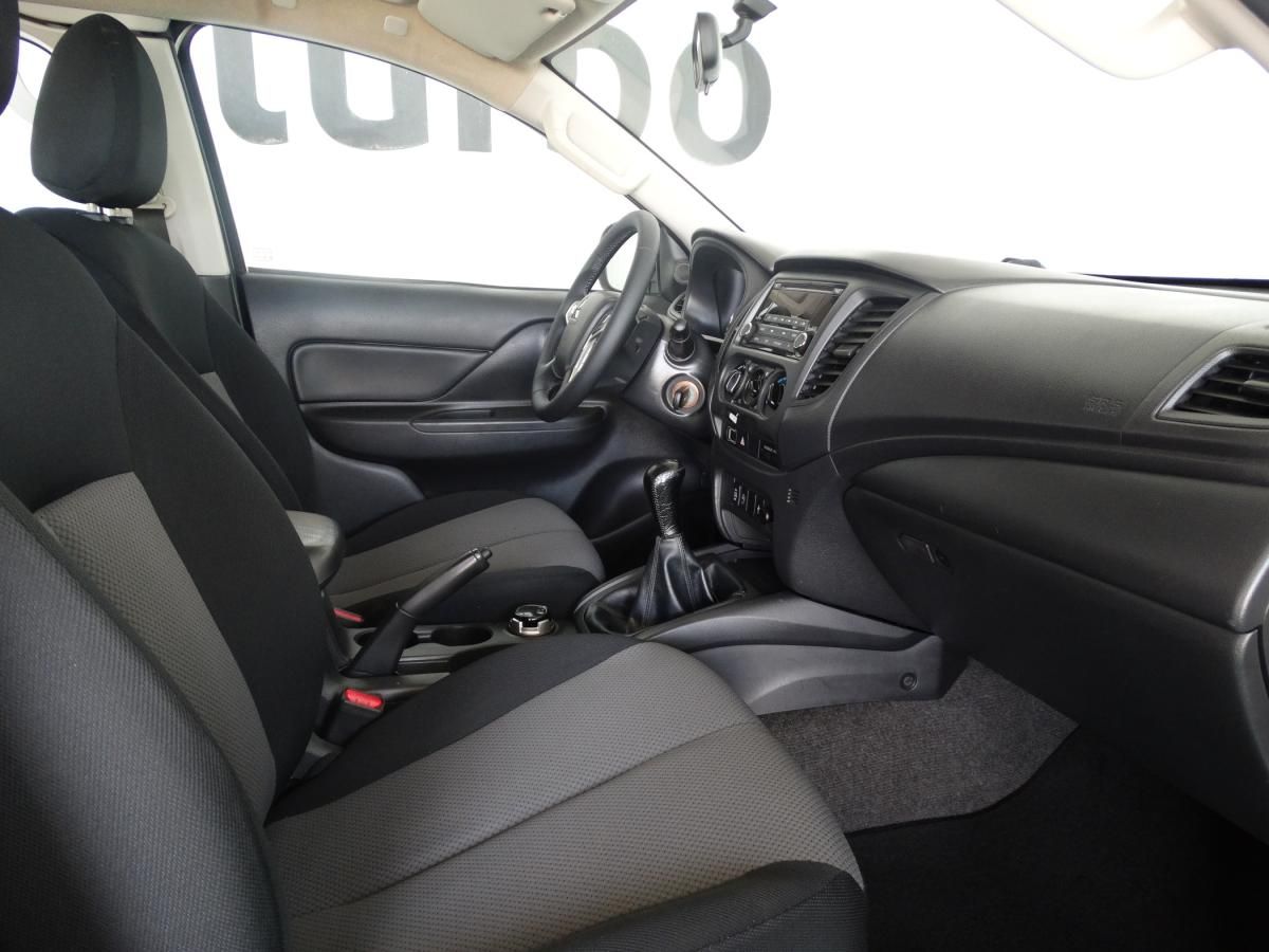 mitsubishi-l200-2022-diesel-2268cc