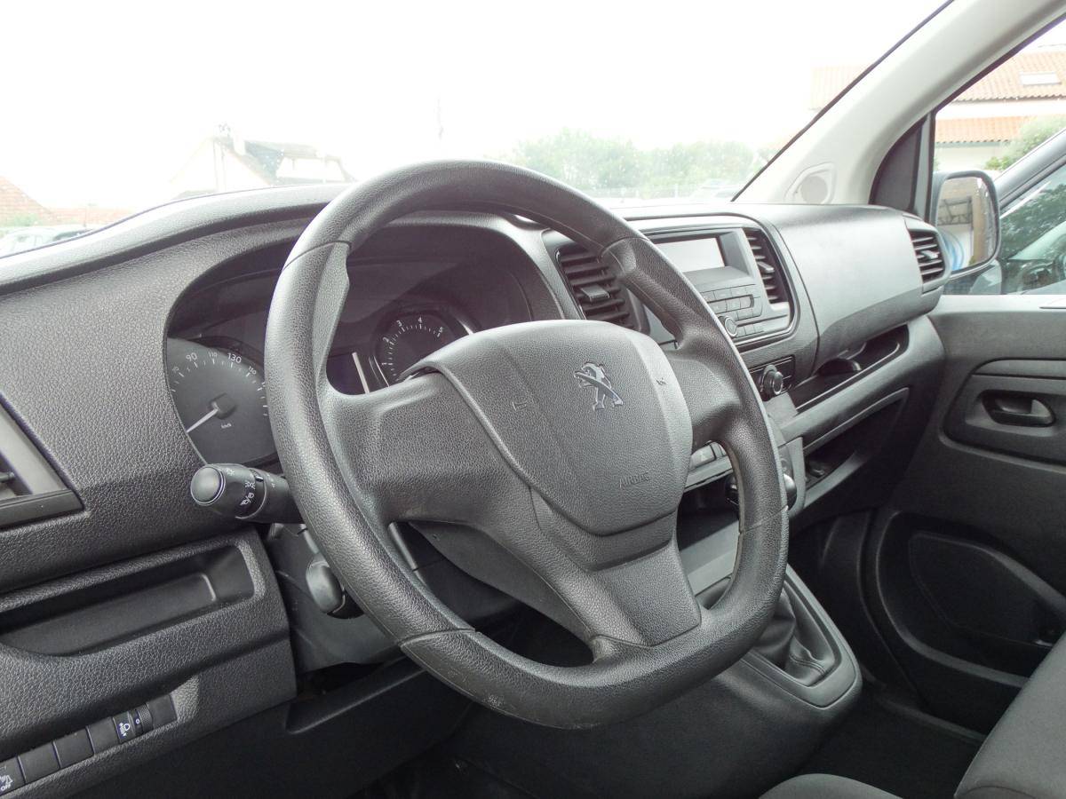 peugeot-expert-2024-diesel-1499cc