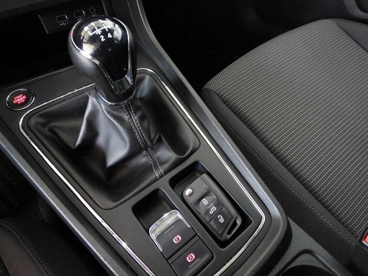 seat-leon-2020-gasolina-999cc