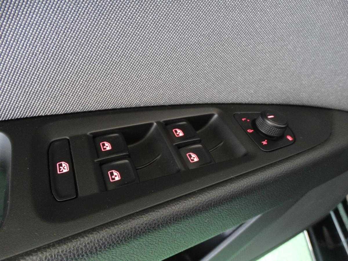 seat-leon-2020-gasolina-999cc