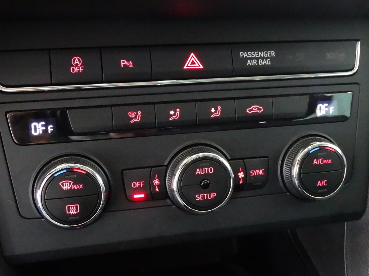 seat-leon-2020-gasolina-999cc