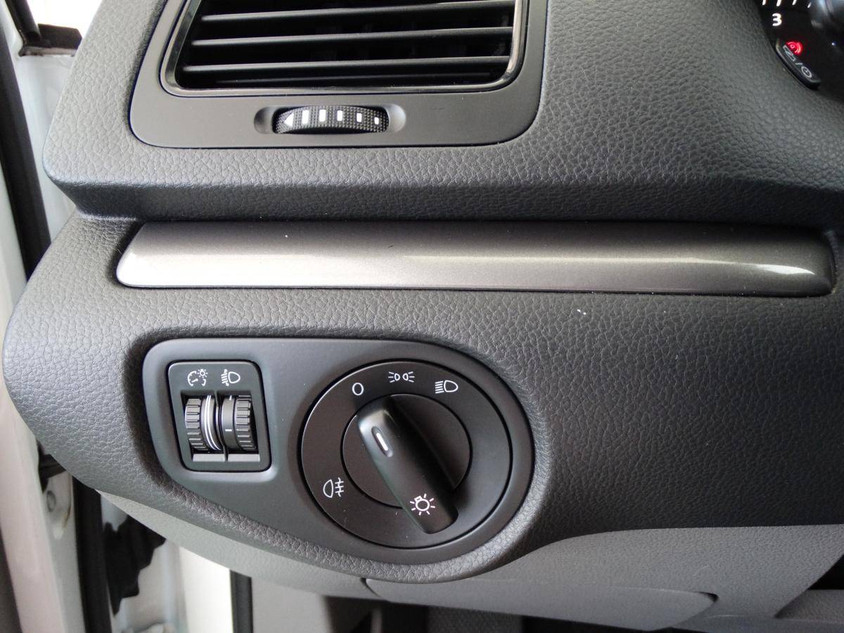 seat-alhambra-2015-diesel-1968cc