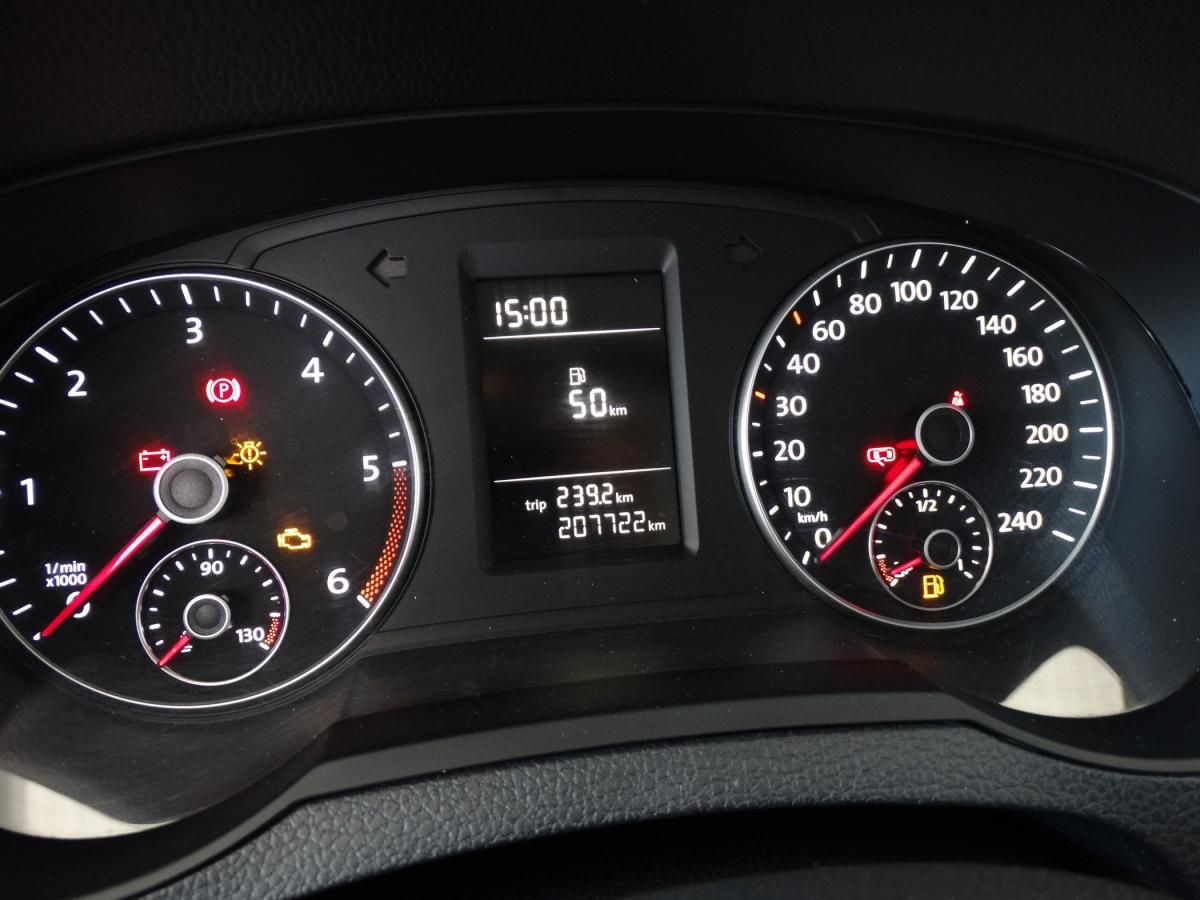 seat-alhambra-2015-diesel-1968cc