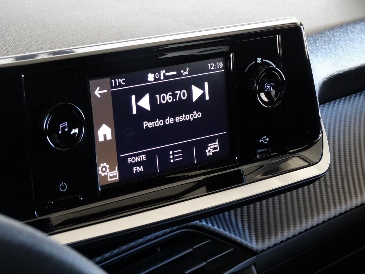 peugeot-208-2020-gasolina-1199cc