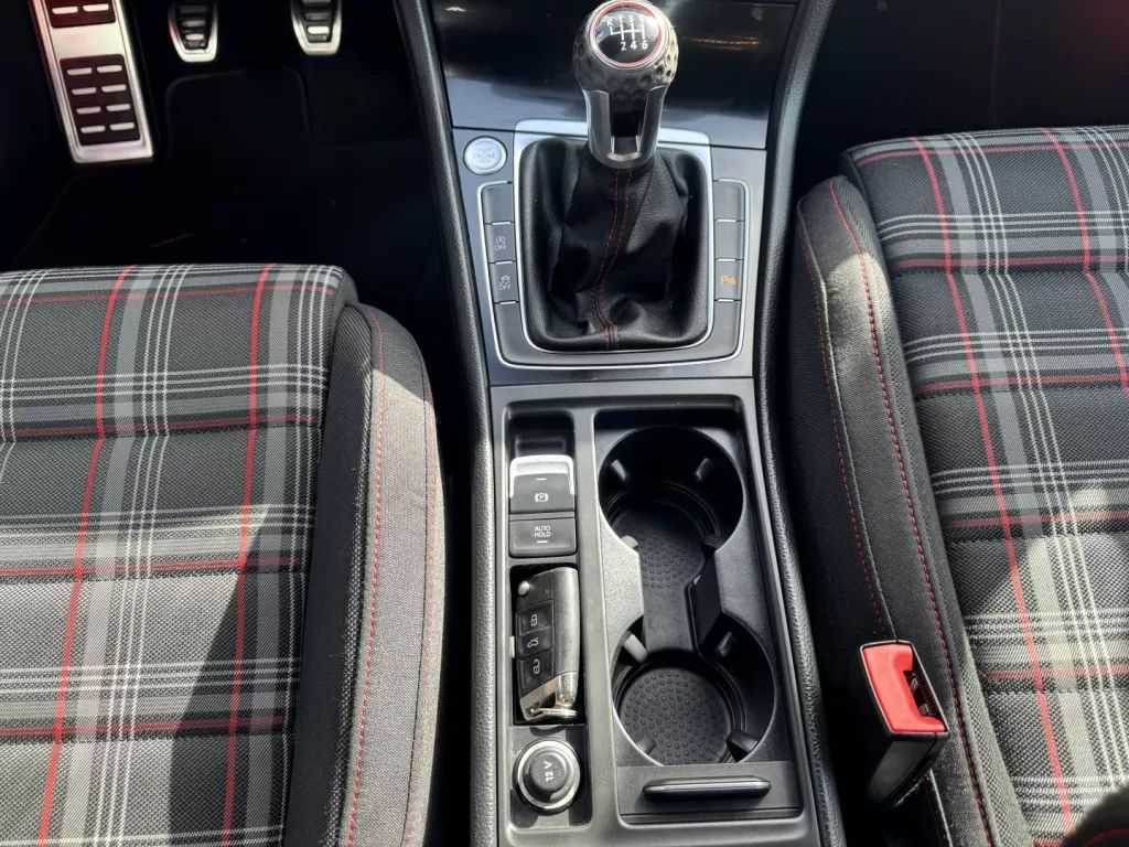 volkswagen-golf-2017-gasolina-1984cc