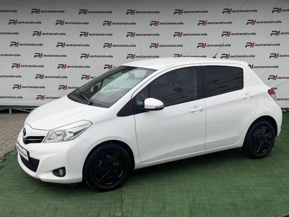toyota-yaris-2014-diesel-1364cc