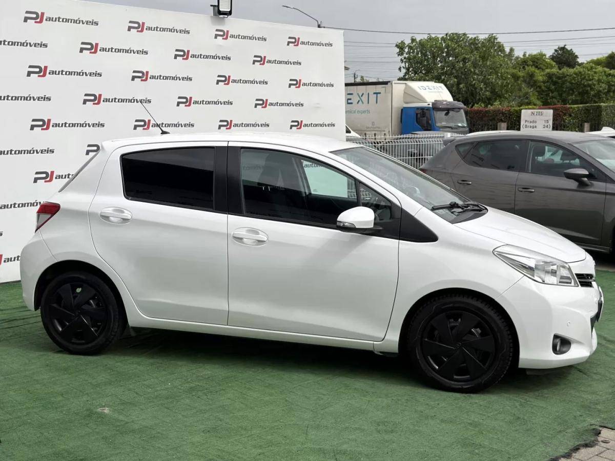 toyota-yaris-2014-diesel-1364cc