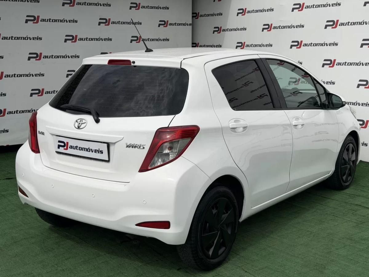 toyota-yaris-2014-diesel-1364cc