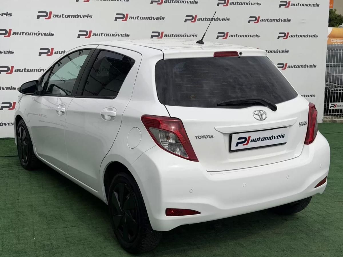toyota-yaris-2014-diesel-1364cc