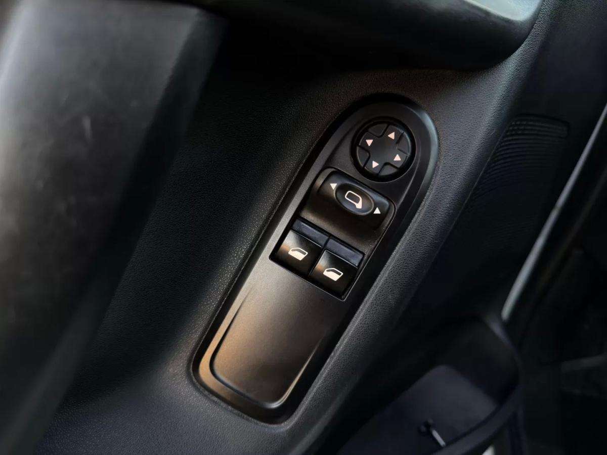 citroen-c3-2015-gasolina-999cc
