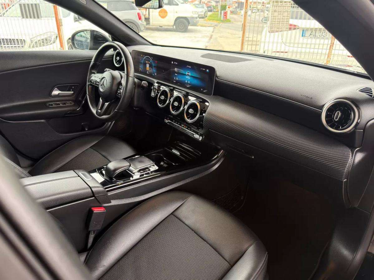 mercedes-benz-cla-2019-diesel-1950cc