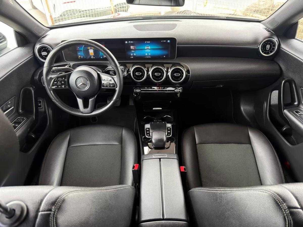 mercedes-benz-cla-2019-diesel-1950cc