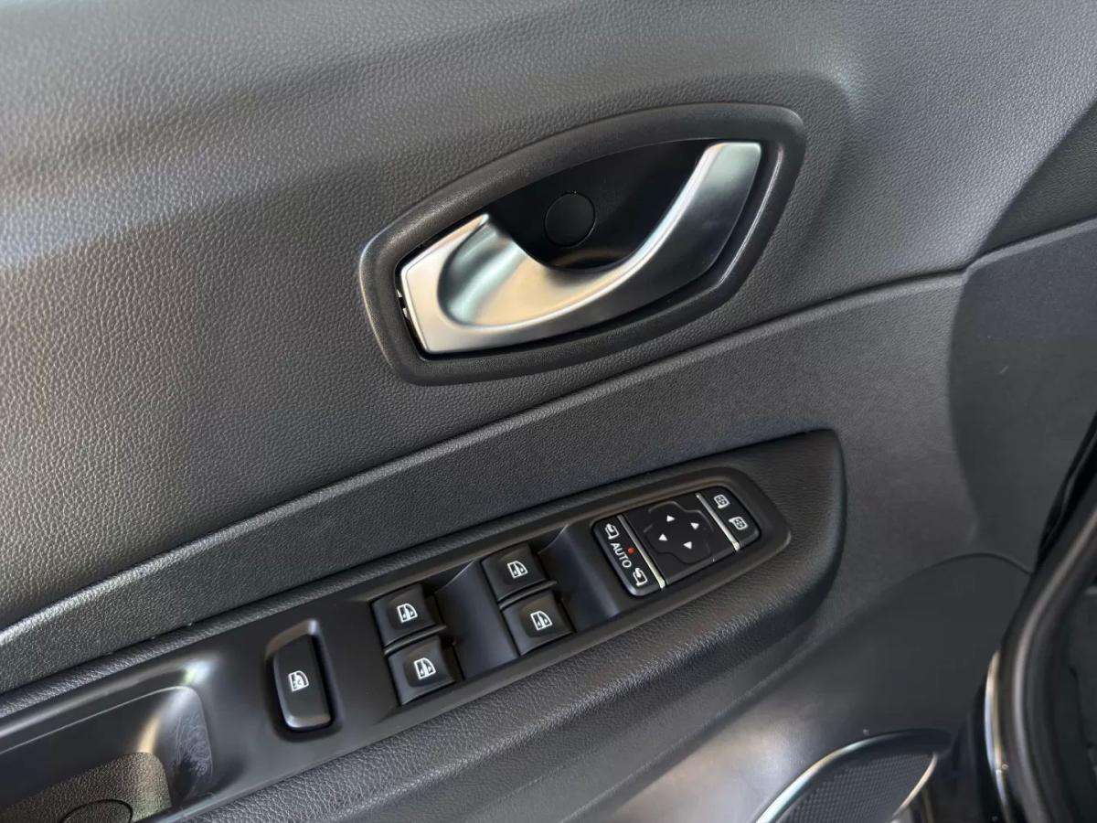 renault-captur-2018-gasolina-898cc
