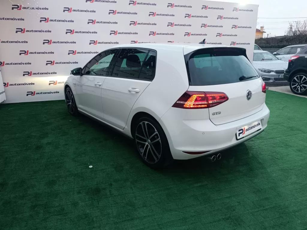 volkswagen-golf-2016-diesel-1968cc