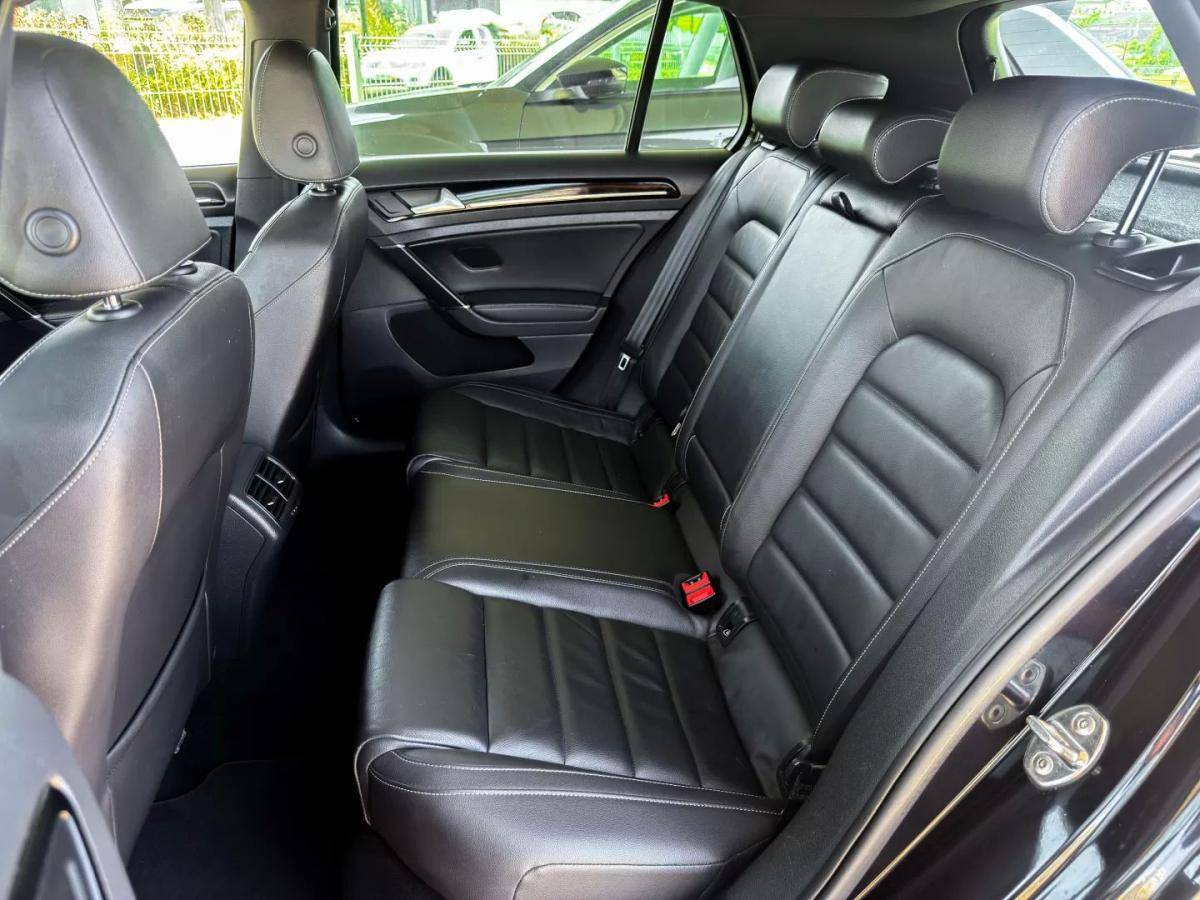 volkswagen-golf-2015-diesel-1968cc