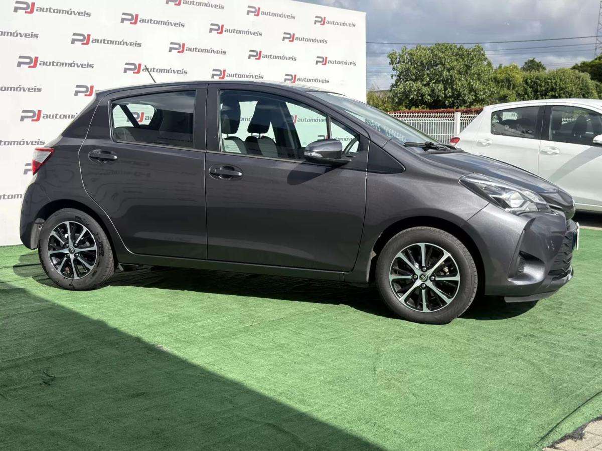 toyota-yaris-2020-gasolina-998cc