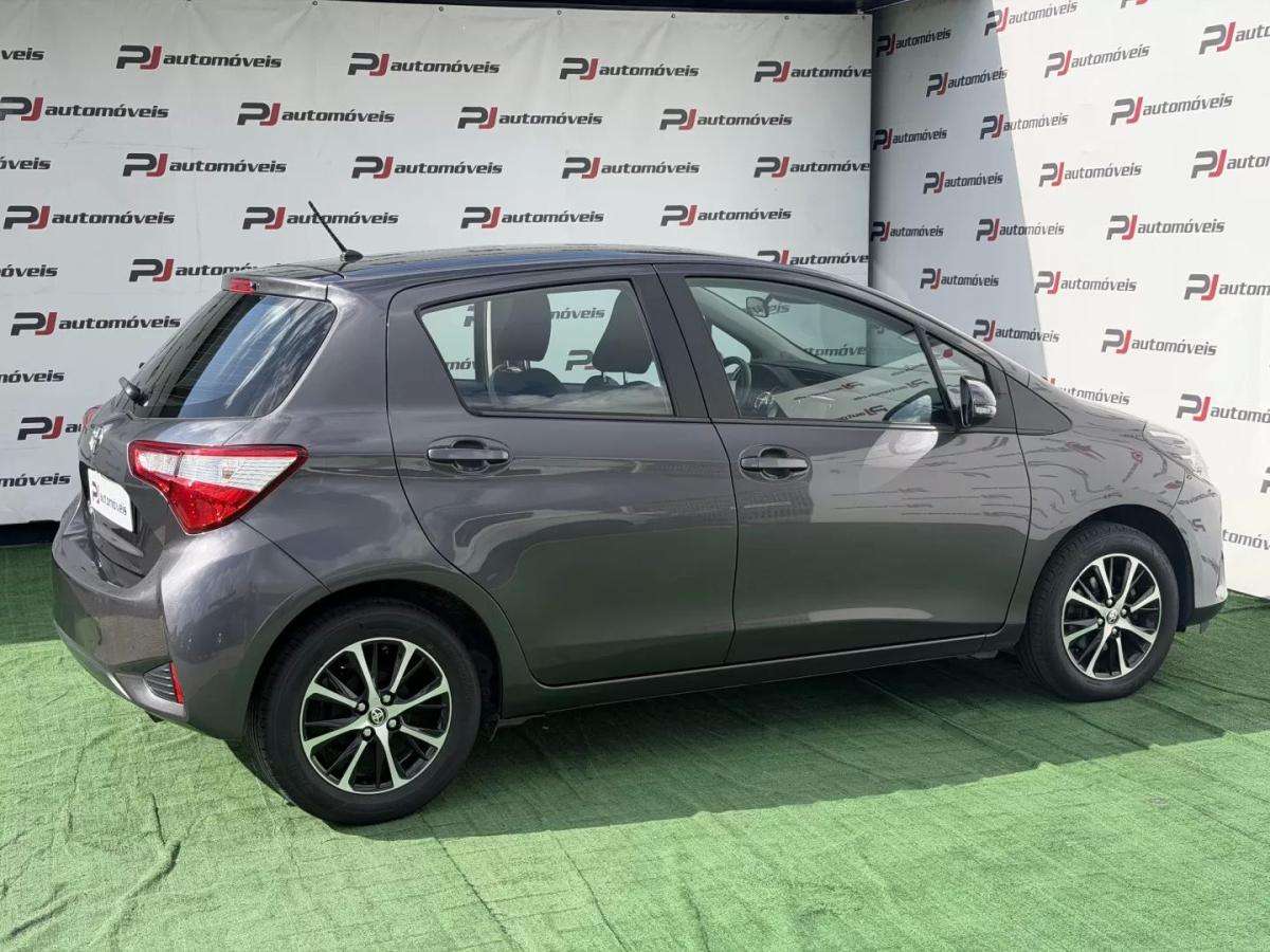 toyota-yaris-2020-gasolina-998cc