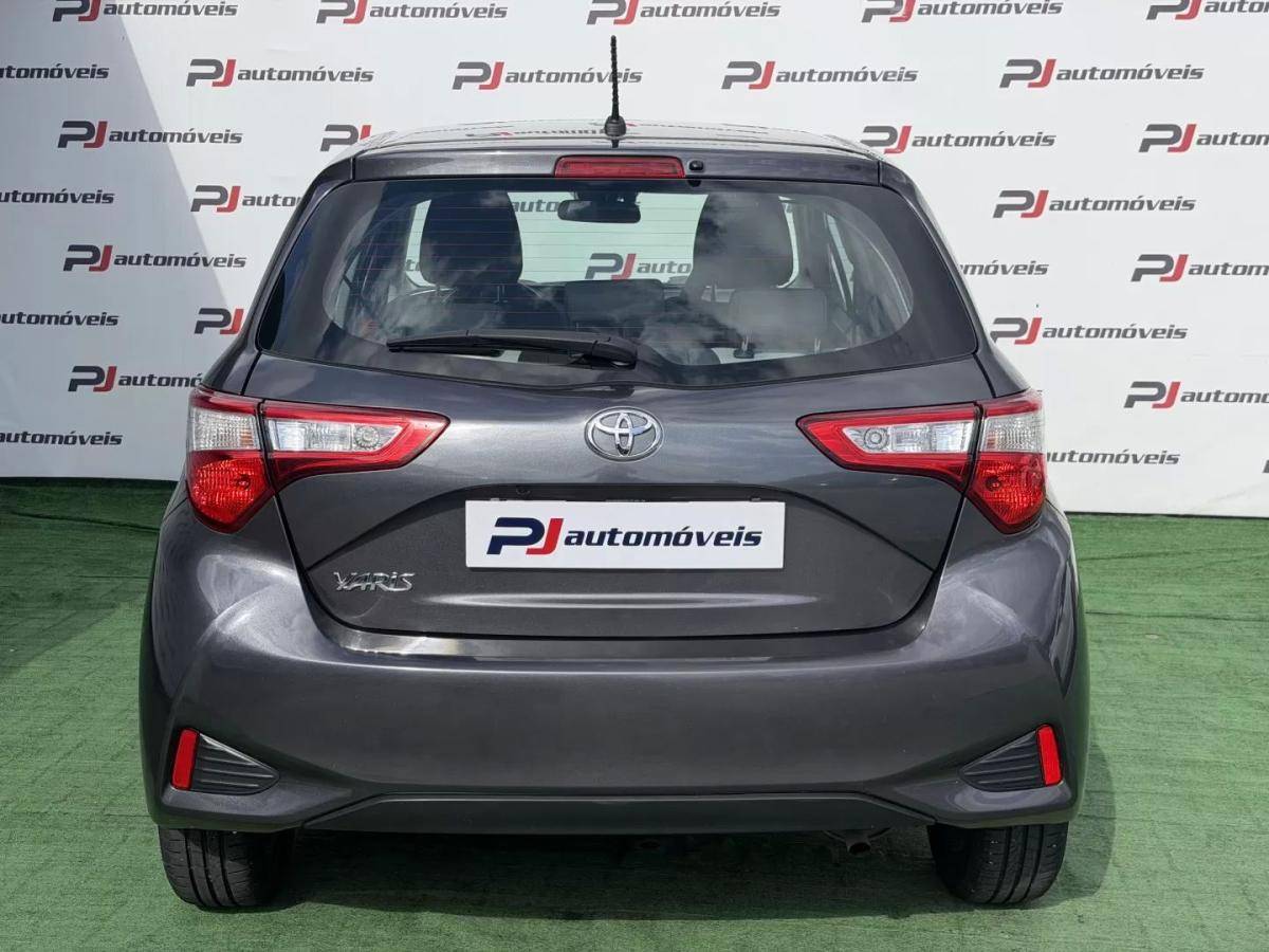 toyota-yaris-2020-gasolina-998cc