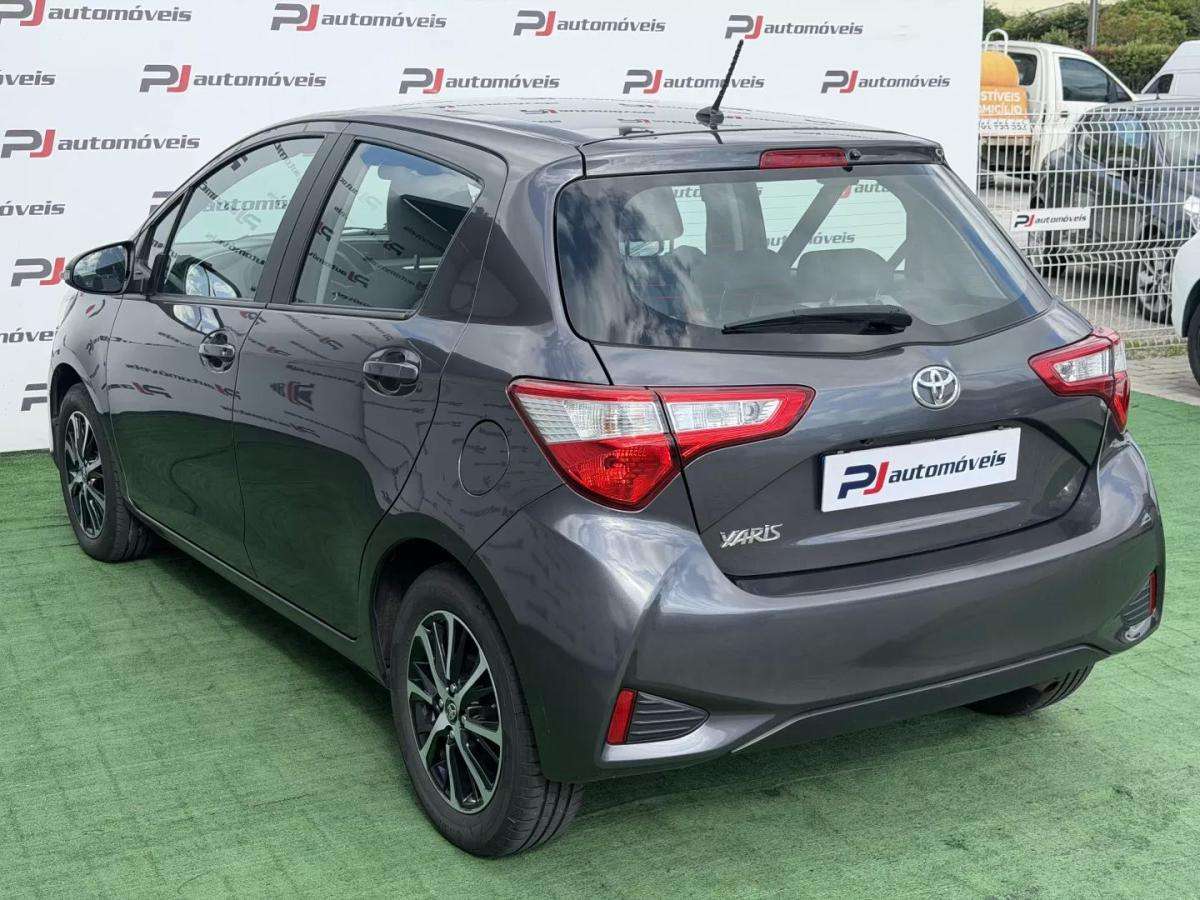 toyota-yaris-2020-gasolina-998cc