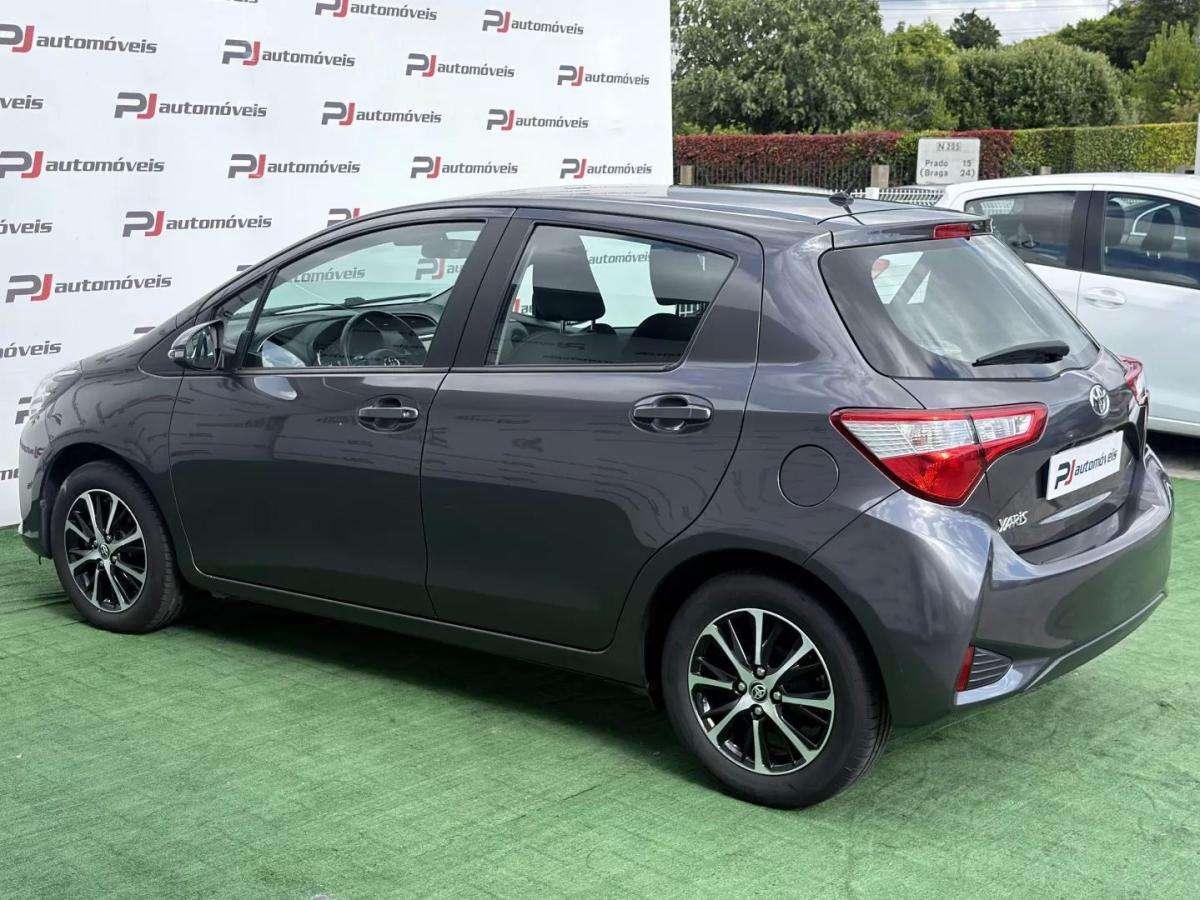 toyota-yaris-2020-gasolina-998cc