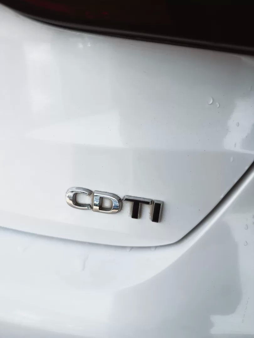 opel-astra-2017-diesel-1598cc
