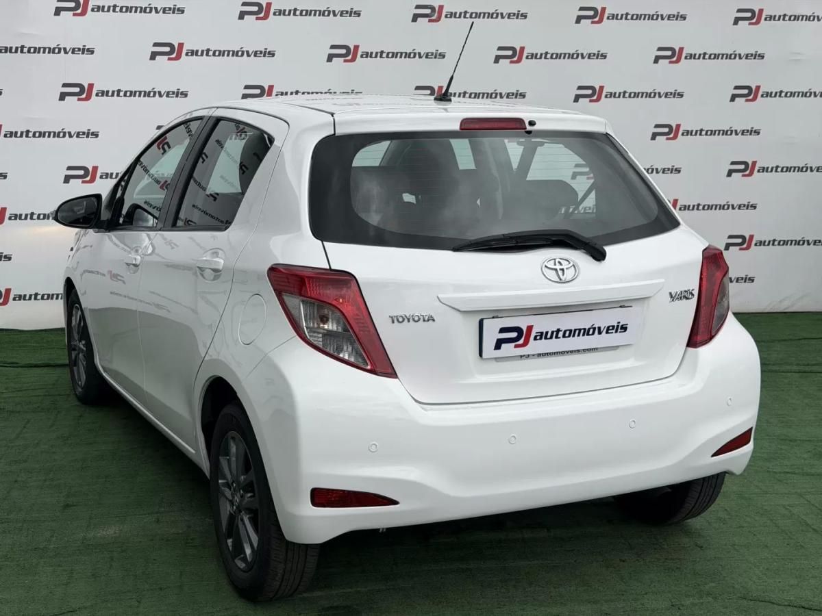 toyota-yaris-2014-diesel-1364cc