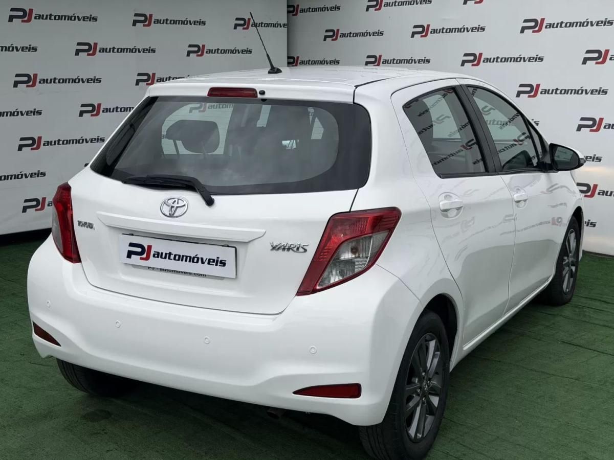 toyota-yaris-2014-diesel-1364cc