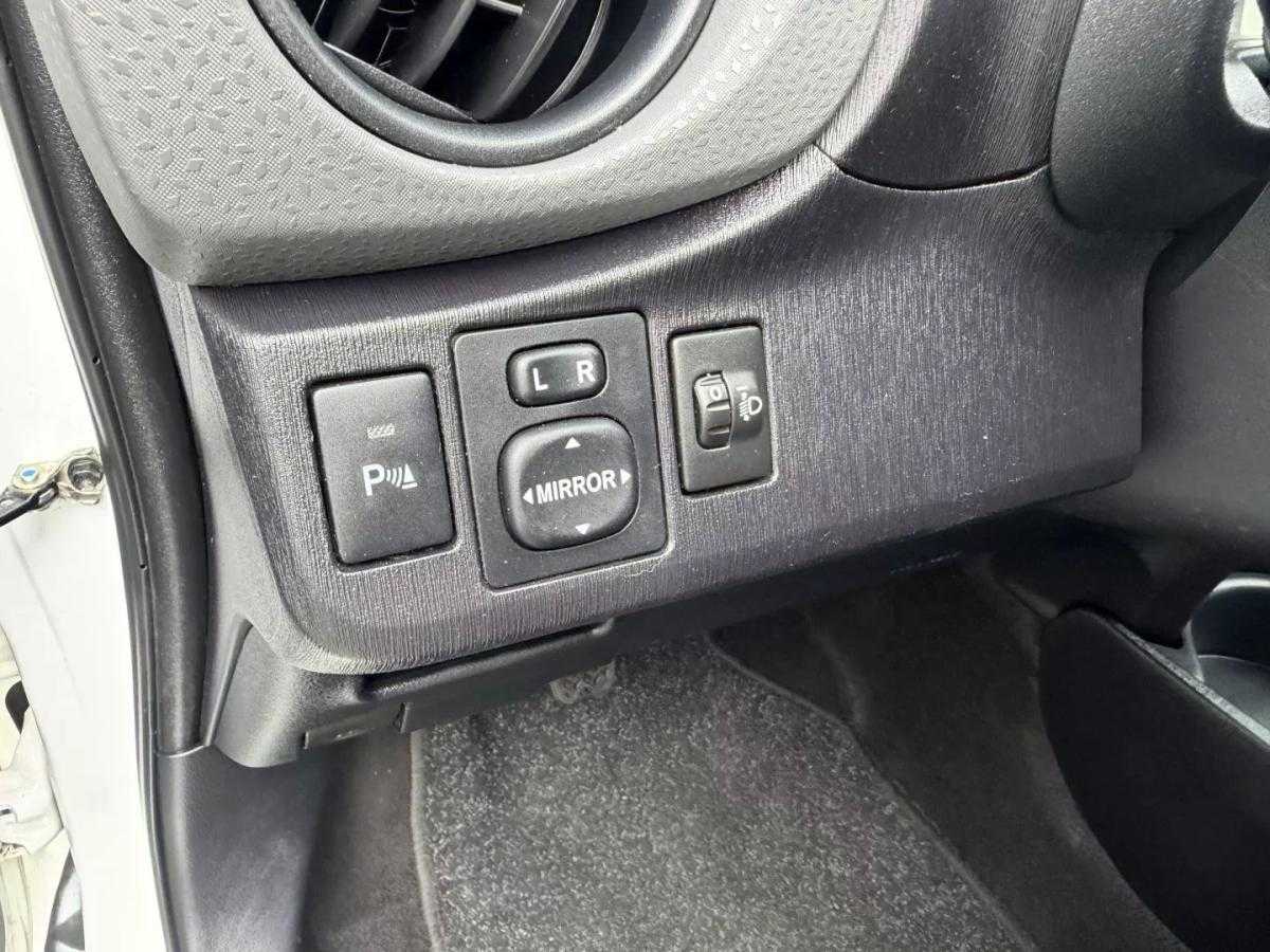 toyota-yaris-2014-diesel-1364cc