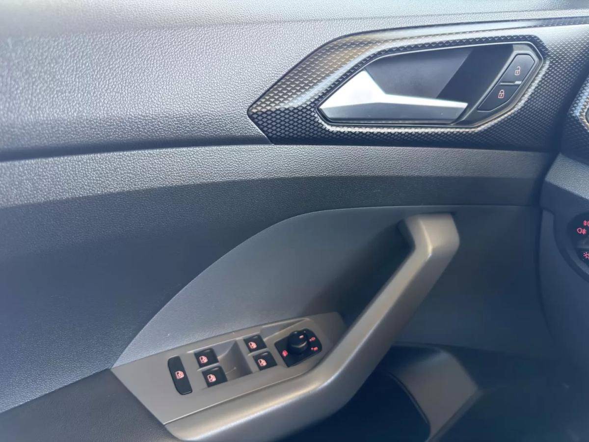 volkswagen-t-cross-2021-gasolina-999cc