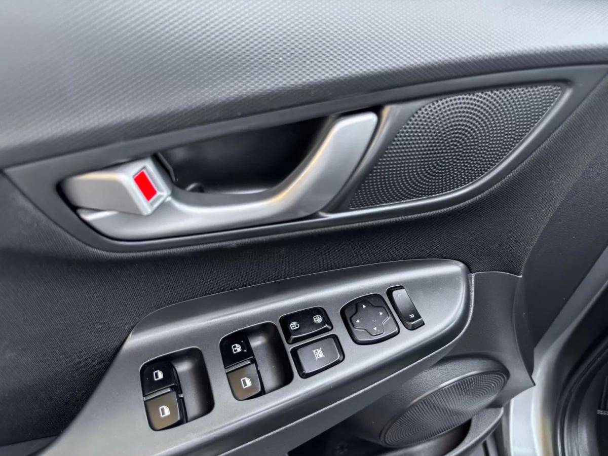 hyundai-kauai-2018-gasolina-998cc