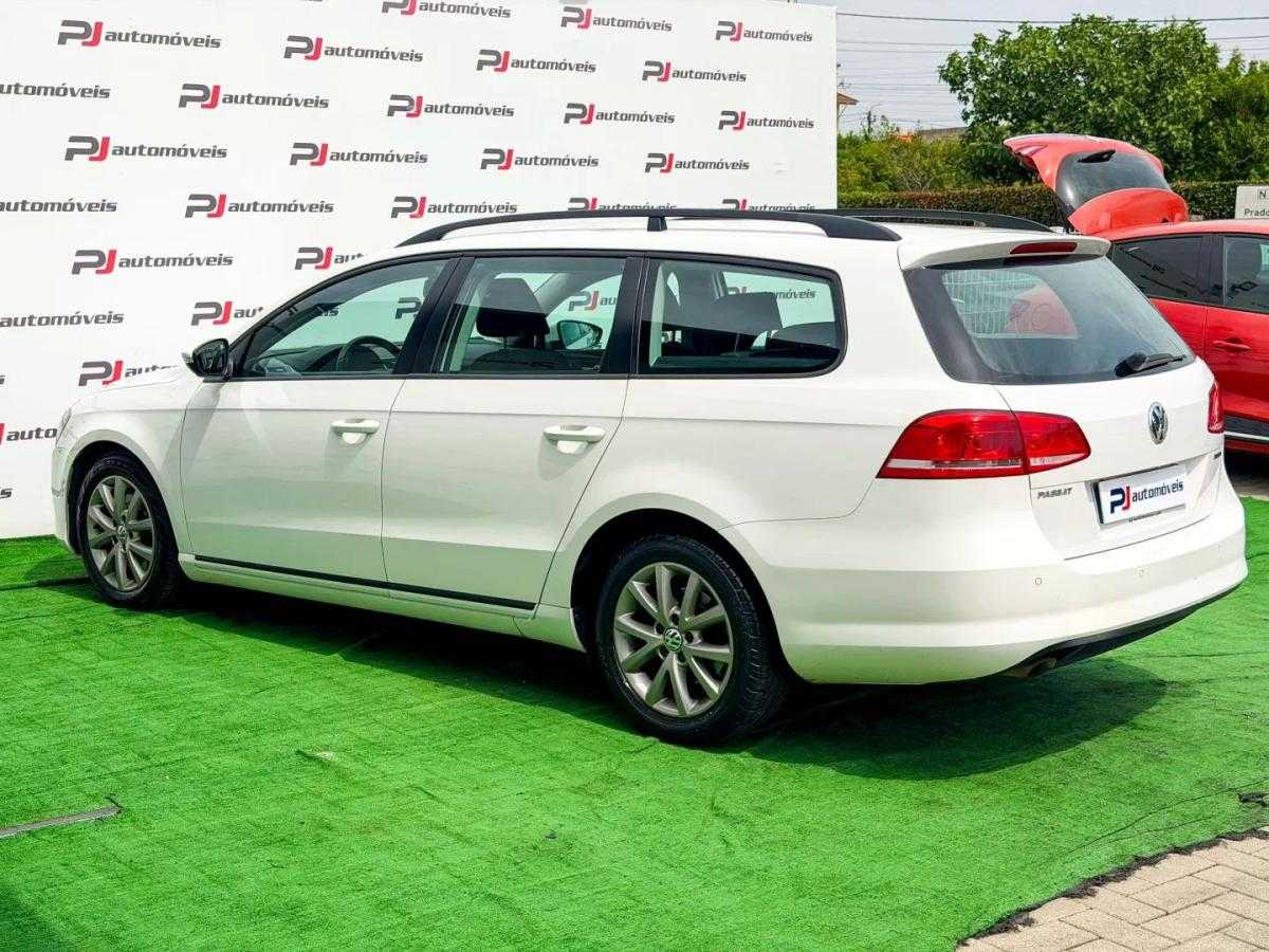 volkswagen-passat-variant-2013-diesel-1598cc