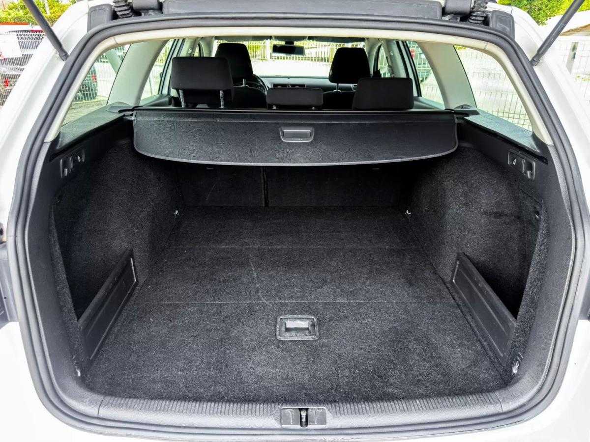 volkswagen-passat-variant-2013-diesel-1598cc