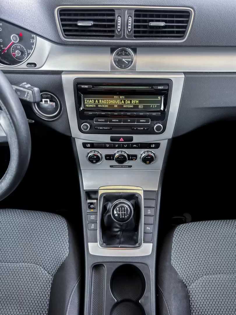 volkswagen-passat-variant-2013-diesel-1598cc