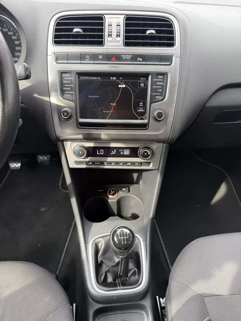 volkswagen-polo-2015-diesel-1422cc