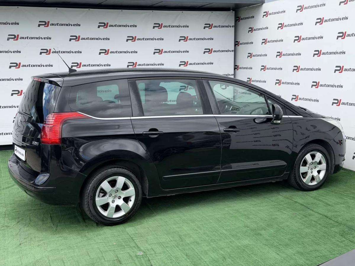 peugeot-5008-2010-diesel-1560cc