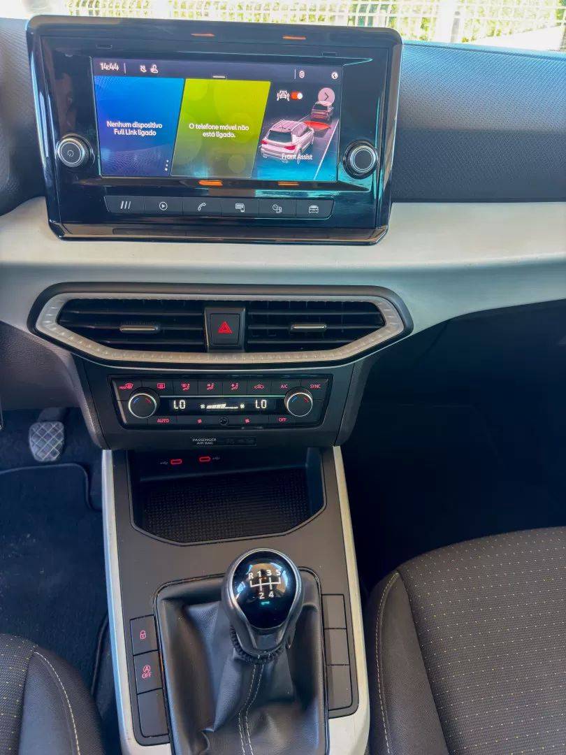 seat-arona-2021-gasolina-999cc