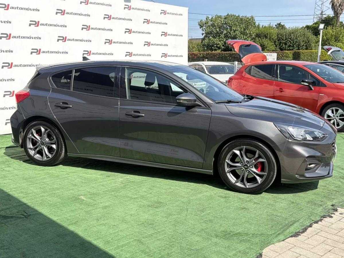 ford-focus-2018-gasolina-998cc