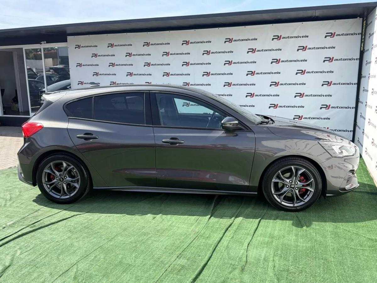 ford-focus-2018-gasolina-998cc