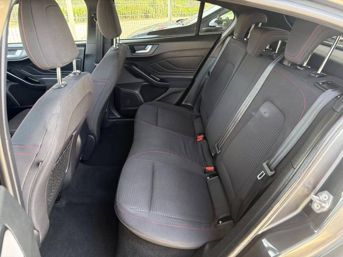 ford-focus-2018-gasolina-998cc