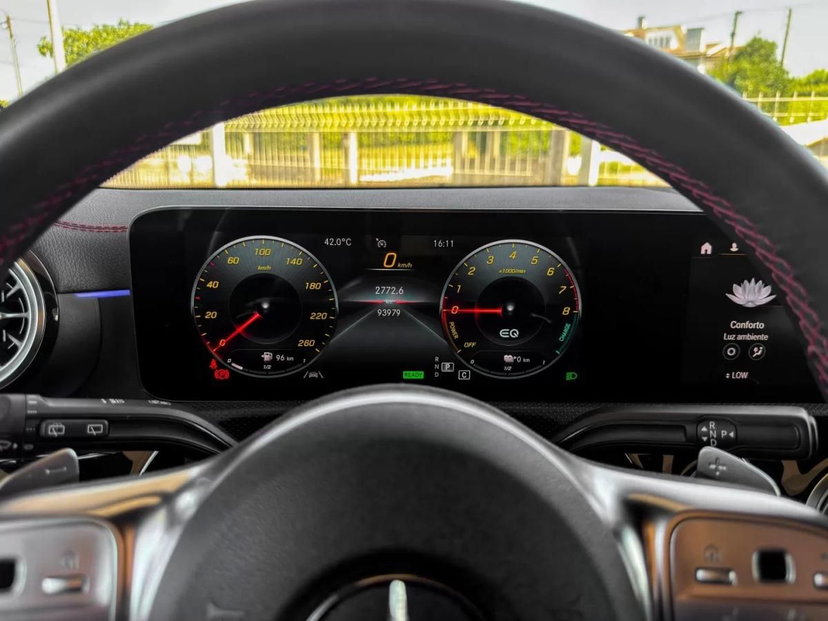 mercedes-benz-cla-2021-hibrido-1332cc
